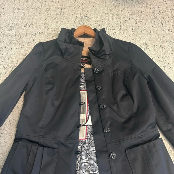 St Martin’s size L beautiful coat. Excellent  condition very fun- and luxury - Picture 8 of 15